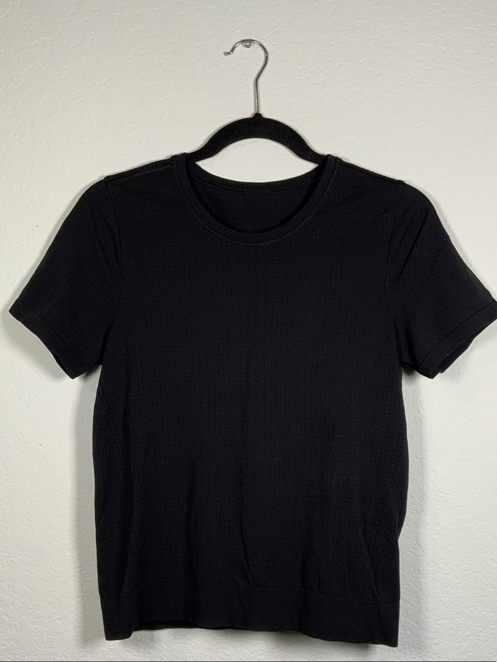 Athleta Women's Short Sleeve Tee - Black